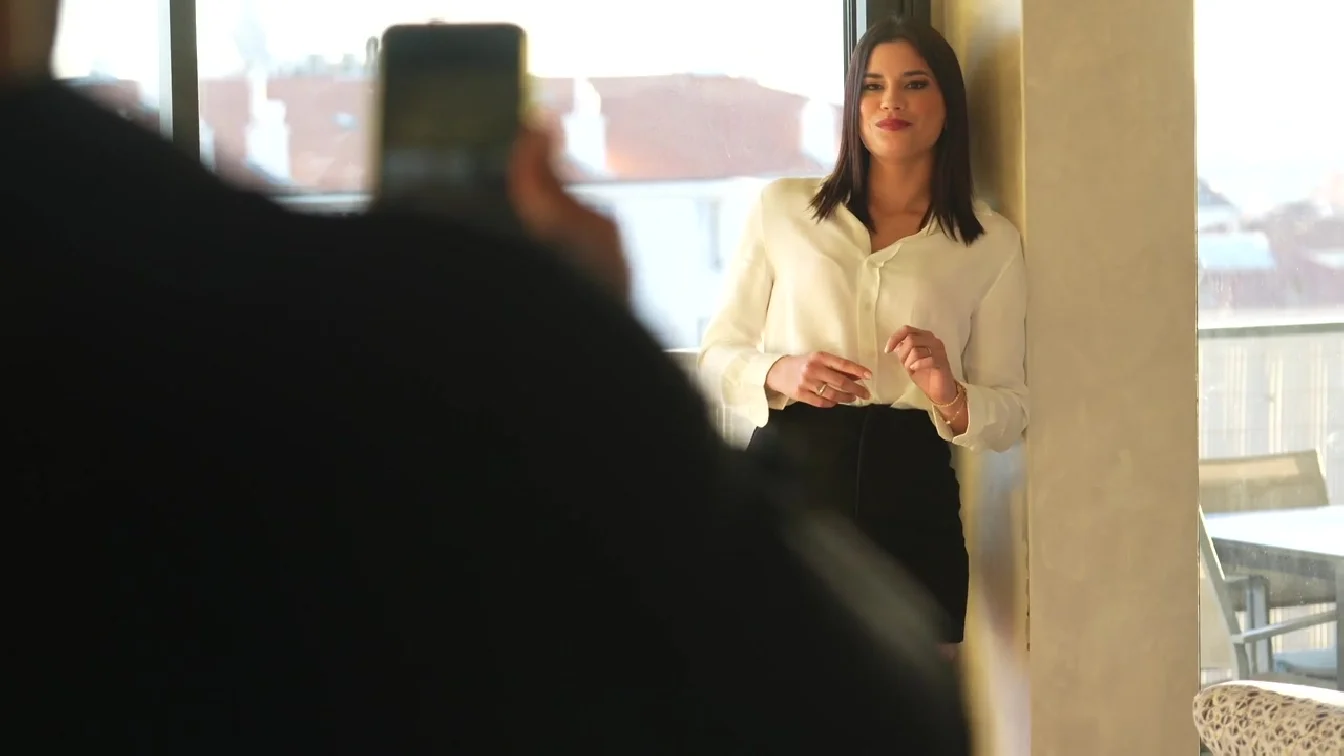 JacquieEtMichelTV Ada Lapiedra Makes A Very Intimate Negotiation XXX